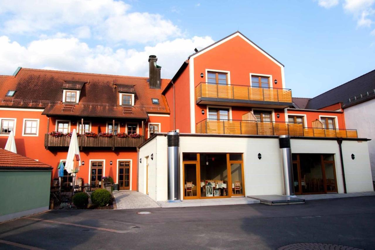 Da'Sporrer Hotel & Wirtshaus Neunburg vorm Wald Kültér fotó
